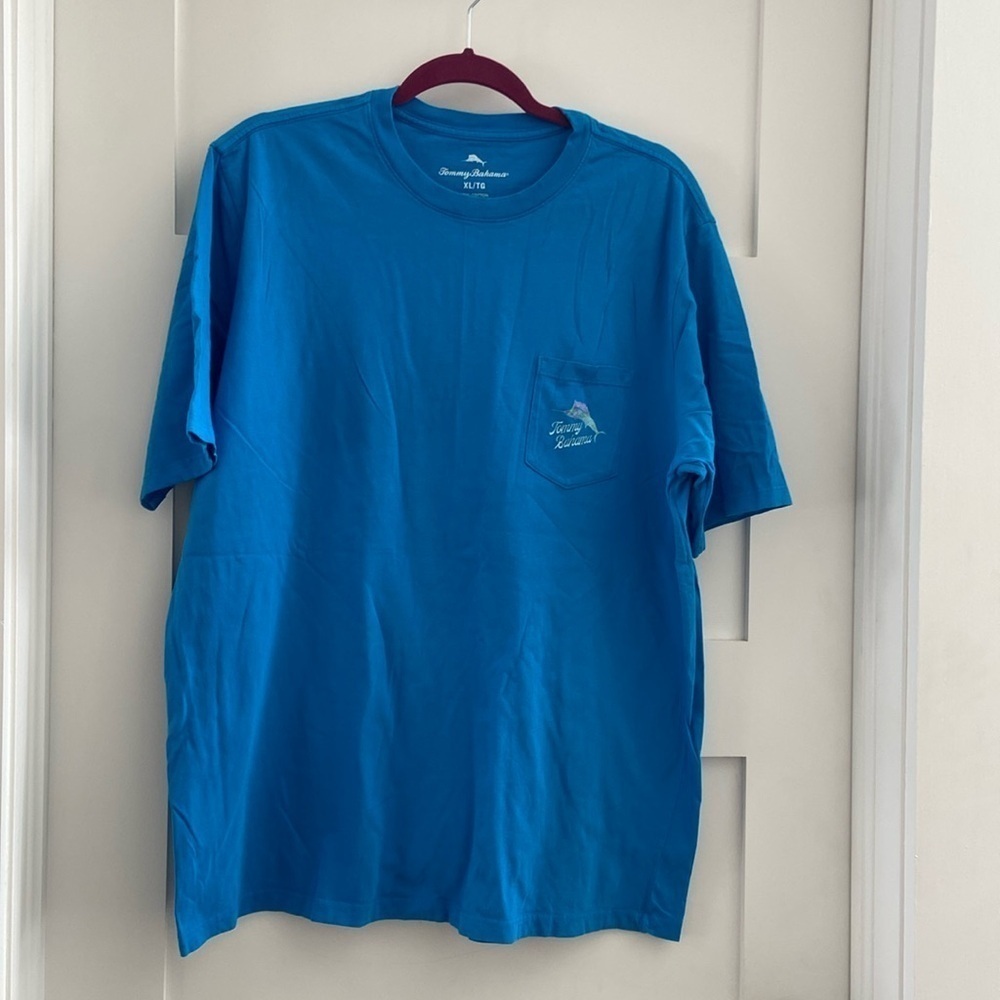 Excellent condition Tommy Bahama tshirt XL​​​​​​